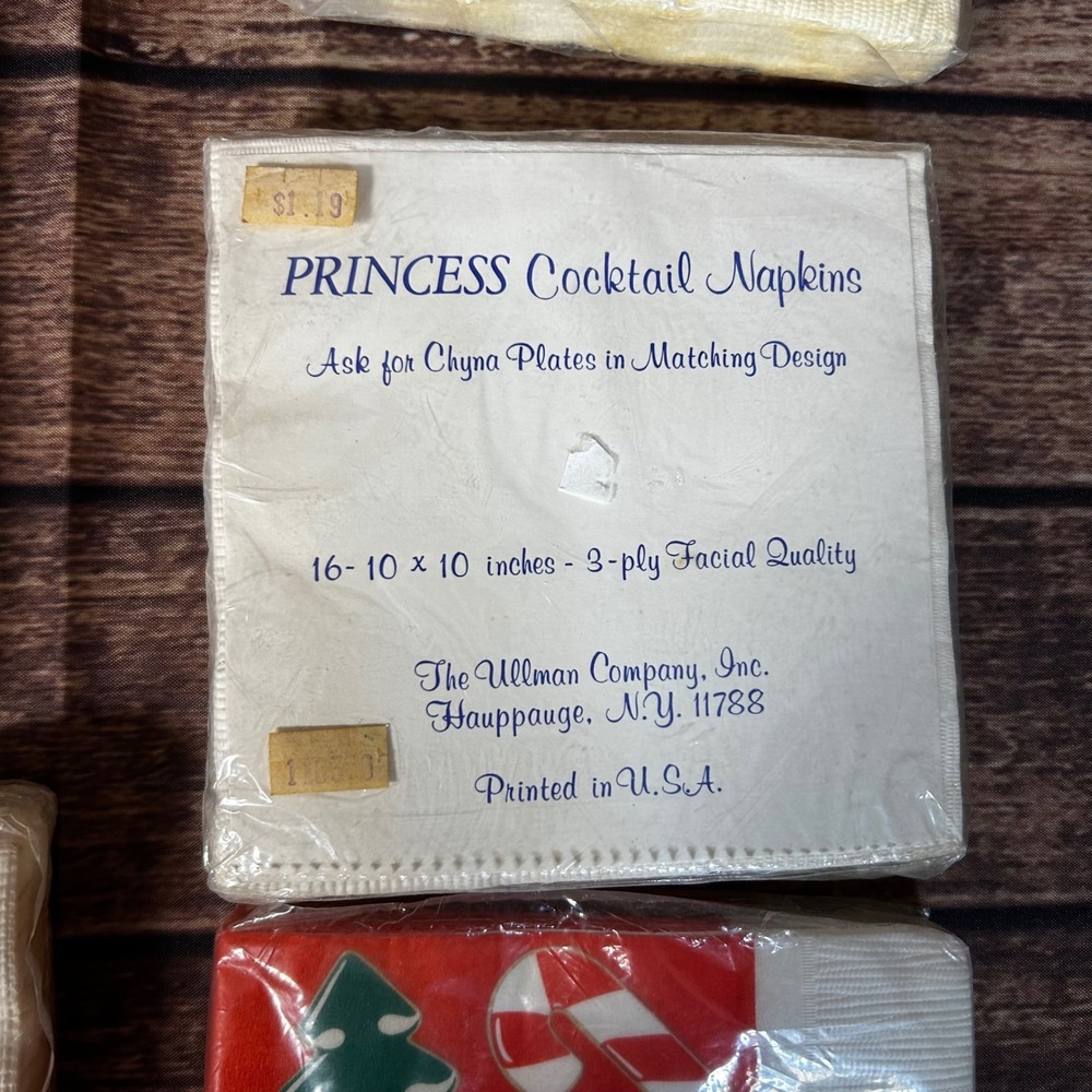 Vintage Holiday Napkin Lot Hallmark Christmas Thanksgiving Easter Autumn 6 Packs - Picture 5 of 13